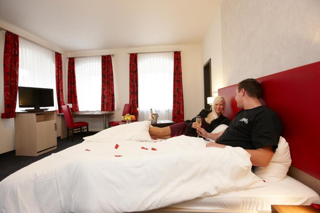 Hotel am Markt Greding Rum bild
