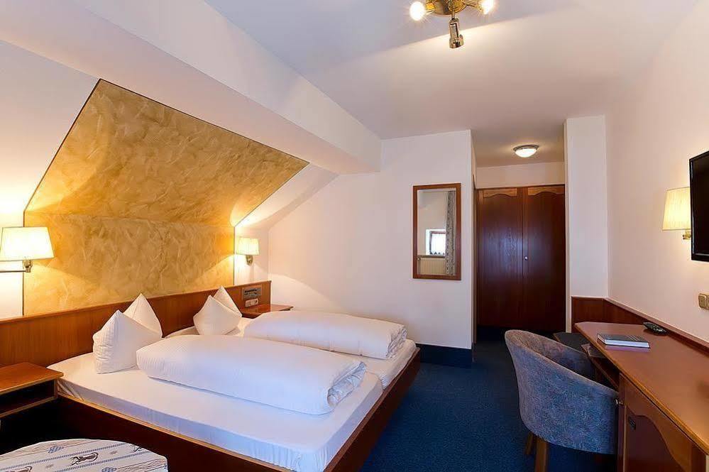 Hotel am Markt Greding Exteriör bild